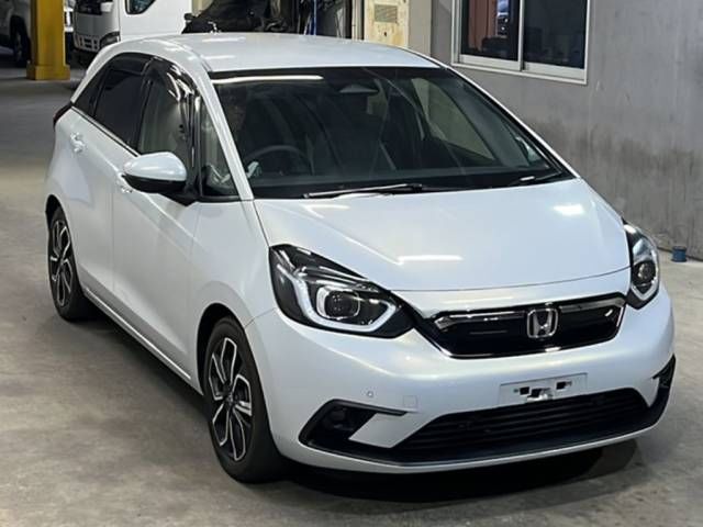 2021 Honda Fit ネス auction photo 4