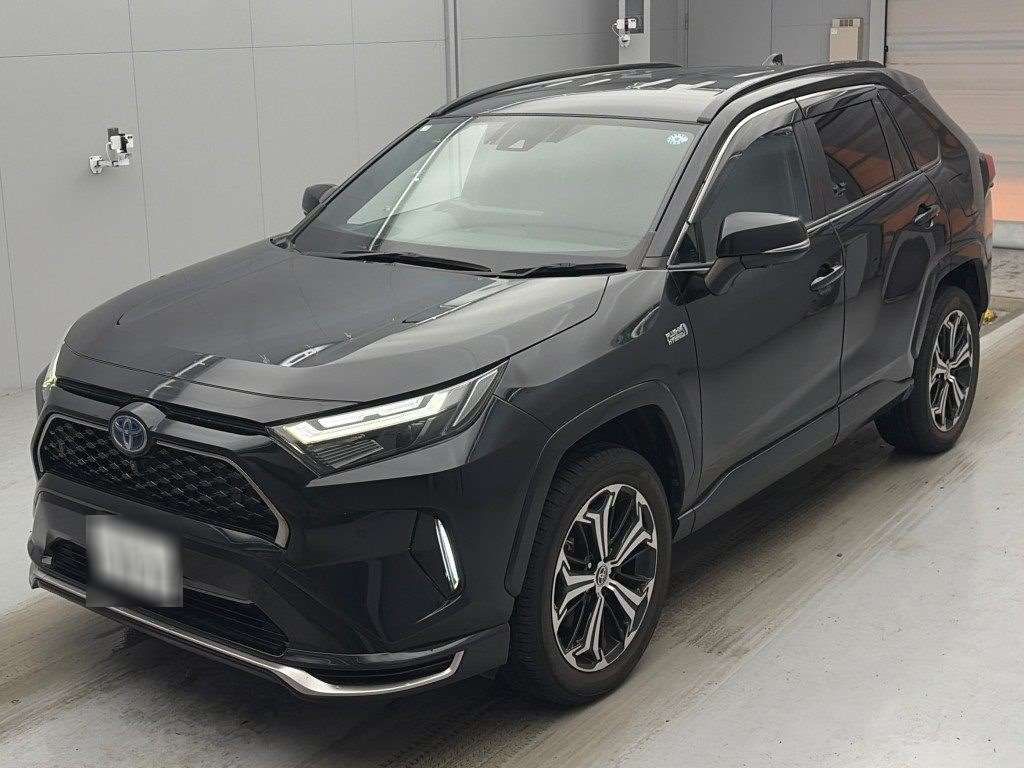Japan Auction Vehicles 4 2023 Toyota RAV4 Z 4WD auction photo