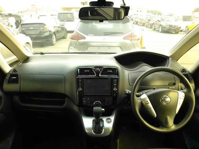 2016 Nissan Serena Highway Star S Edition auction photo 8