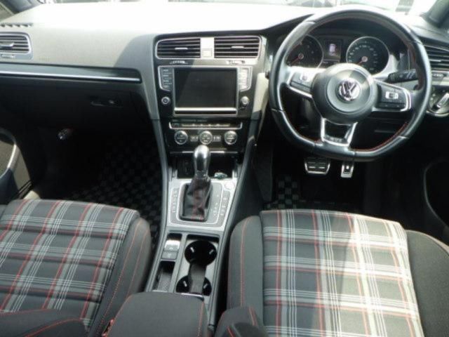 2014 Volkswagen ゴルフGTI ベースグレード auction photo 3