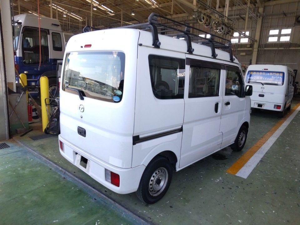 2019 Mazda Scrum auction photo 2