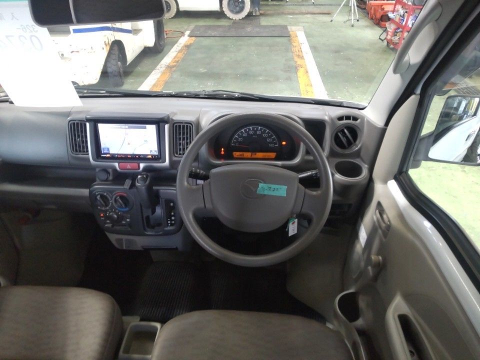 2019 Mazda Scrum auction photo 3