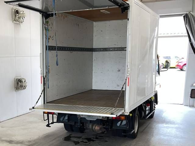2013 Mitsubishi Fuso Canter Panel van auction photo 3