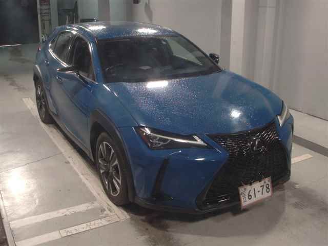 2018 Lexus UX200 Ver. L selected Japan auction vehicle