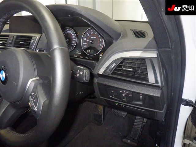 2015 BMW 1 Series 120i Mスポーツ auction photo 5