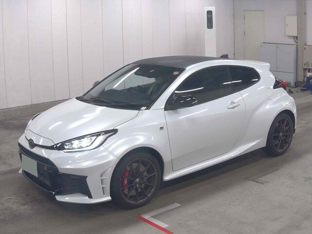 2025 Toyota GR Yaris RZ High Performance 4WD auction photo 4