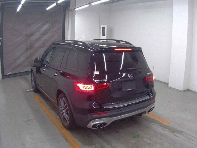 2021 Mercedes-AMG GLB GLB35 4-speed AMG package 4WD auction photo 2