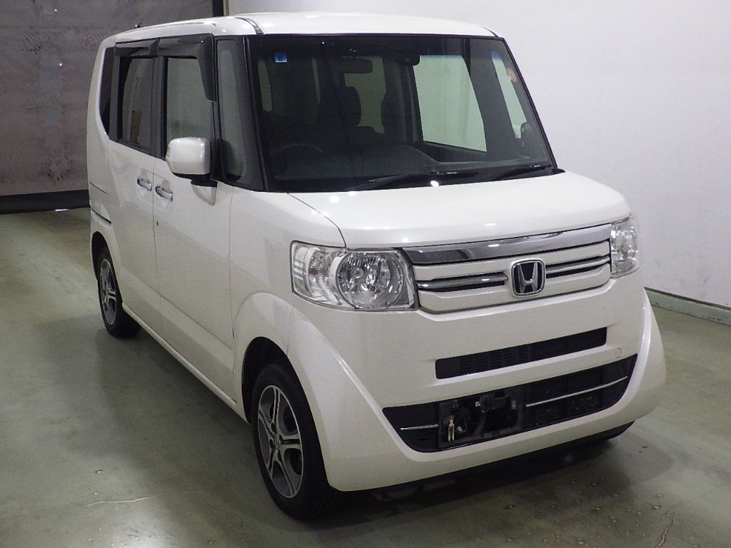 Japan Auction Vehicles 7 2017 Honda N-BOX 4WD SSパッケージ auction photo