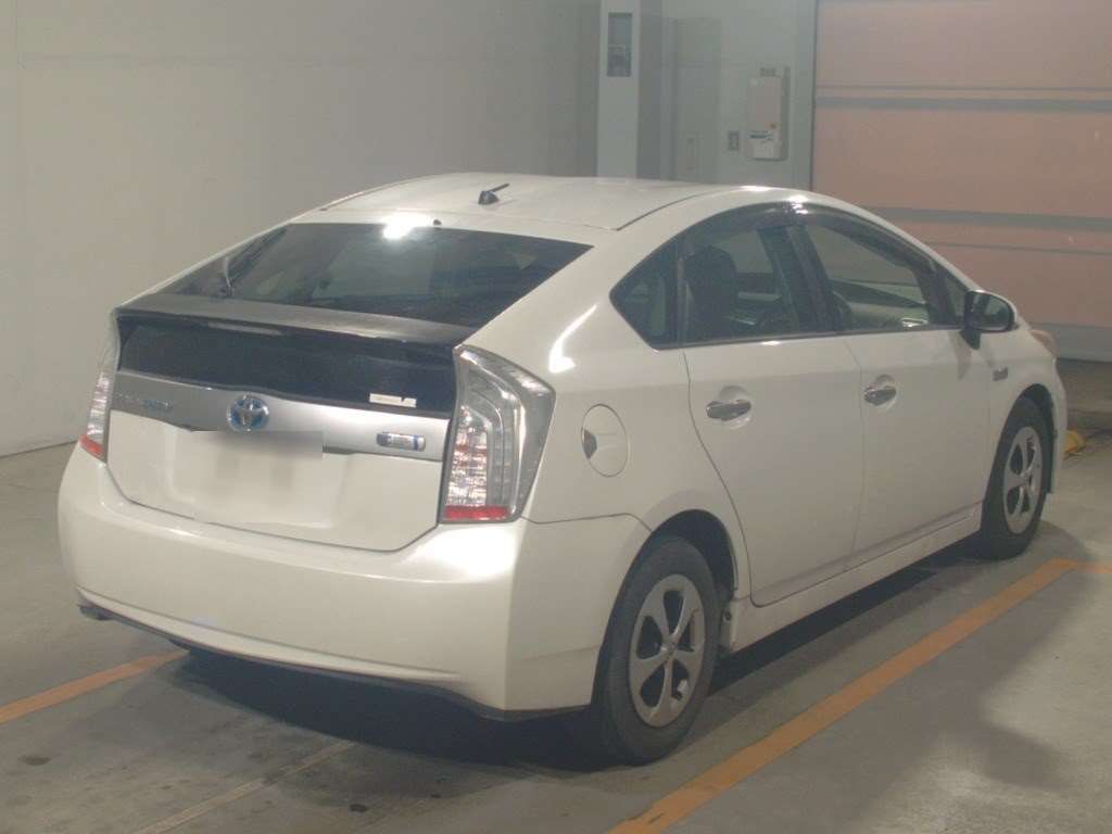 2013 Toyota Prius PHEV S auction photo 2