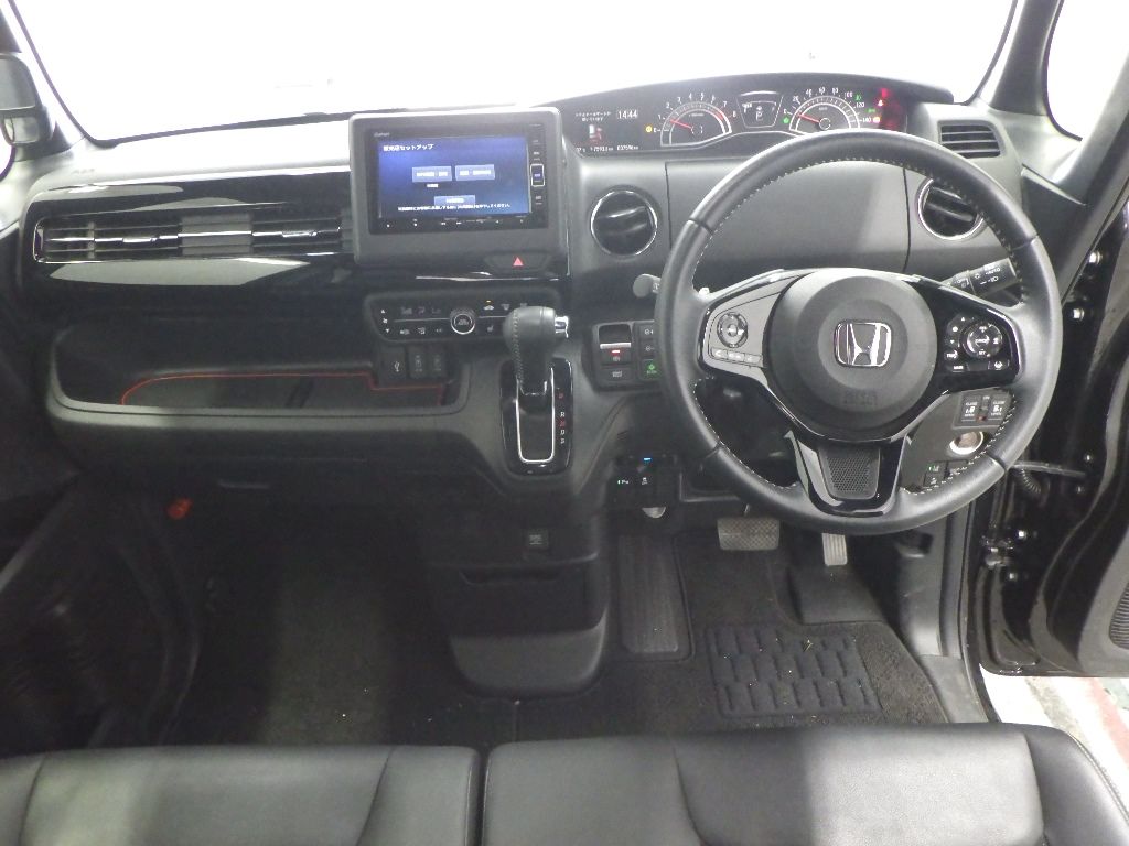 2023 Honda N-BOX カスタムLターボ auction photo 3