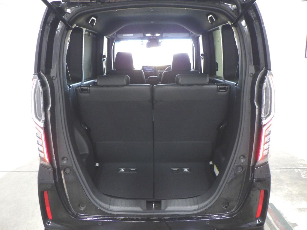 2023 Honda N-BOX カスタムLターボ auction photo 15