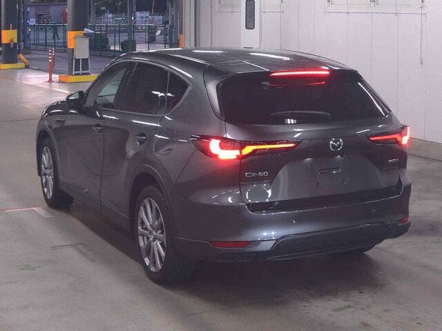 2023 Mazda CX-60 25S L Package auction photo 2
