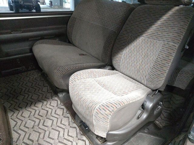 1994 Toyota Hiace スーパーカスタム 4WD auction photo 6