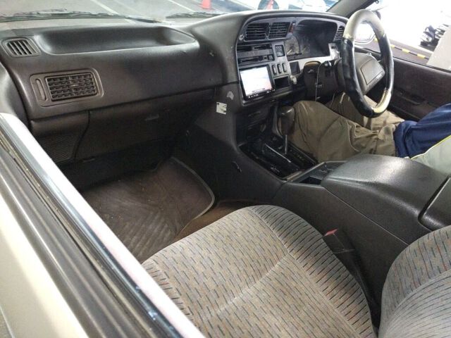 1994 Toyota Hiace スーパーカスタム 4WD auction photo 3