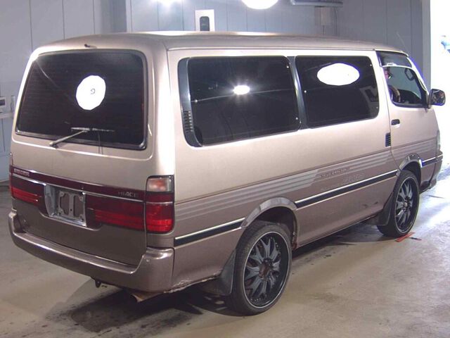 1994 Toyota Hiace スーパーカスタム 4WD auction photo 5