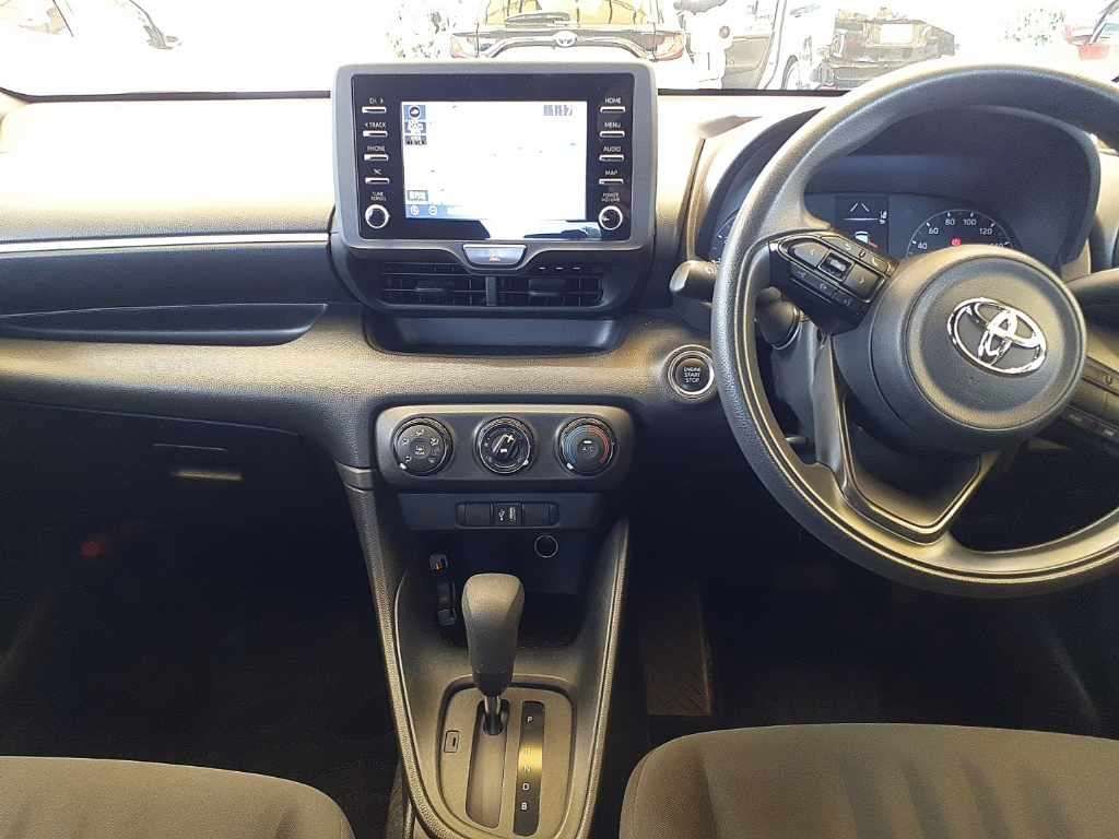 2022 Toyota Yaris X auction photo 11