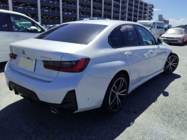 2023 BMW 3 Series 330E Mスポーツ auction photo 5