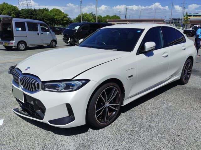 2023 BMW 3 Series 330E Mスポーツ auction photo 4