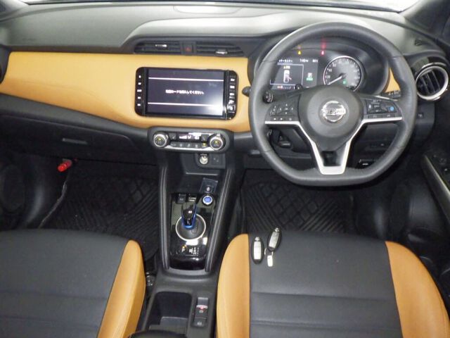 2021 Nissan Kicks XツートーンインテリアED auction photo 3
