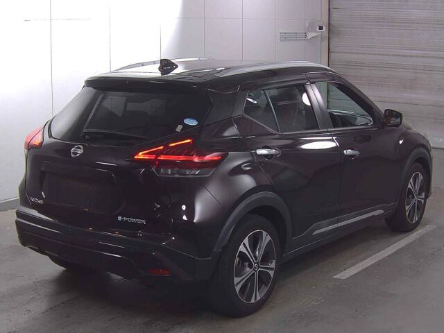 2021 Nissan Kicks XツートーンインテリアED auction photo 5