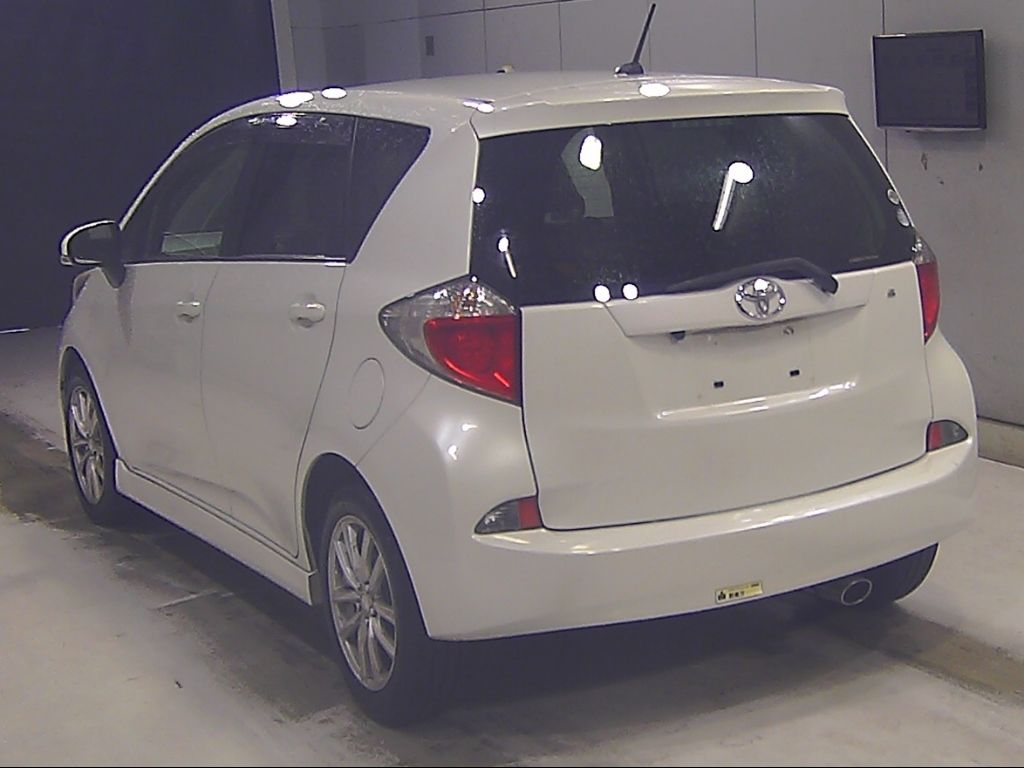 2011 Toyota Ractis S auction photo 5