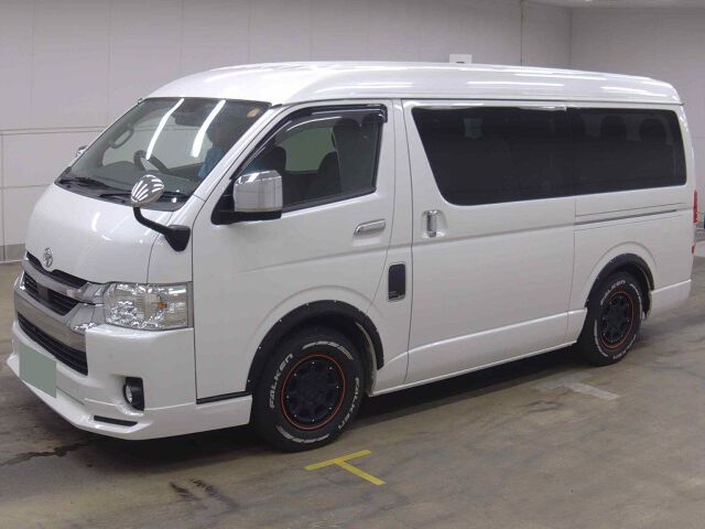 2022 Toyota Hiace GL 4WD auction photo 4