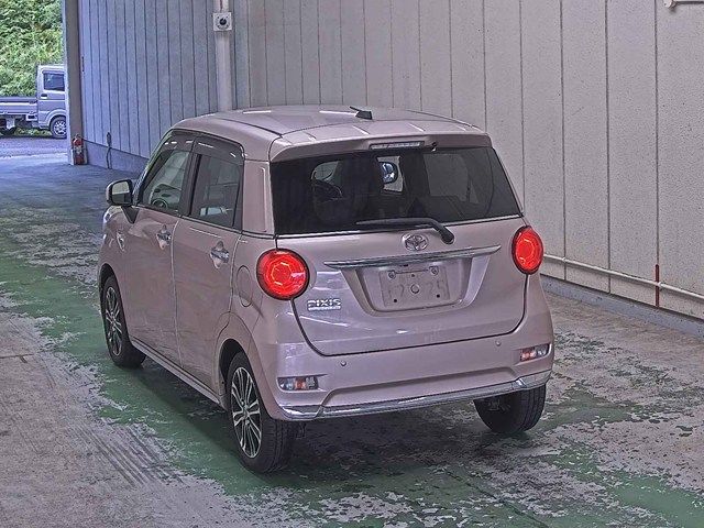2017 Toyota ピクシスジョイ 4WD F G SA II auction photo 2