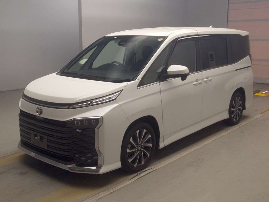 2023 Toyota Voxy S-Z Japan auction vehicle