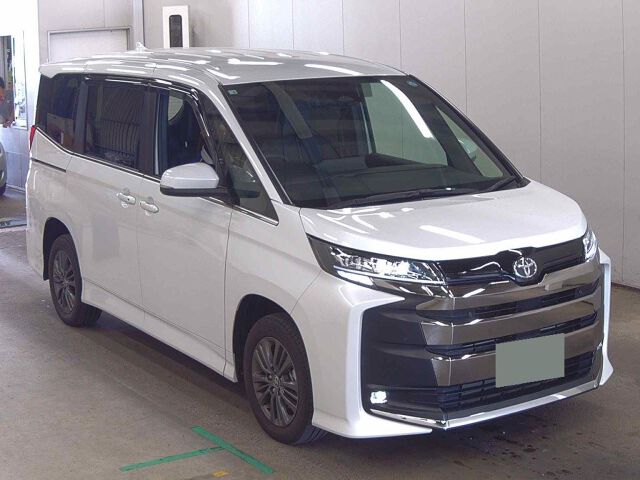 Japan Auction Vehicles 8 2026 Toyota Noah ハイブリッドS-Z 4WD auction photo