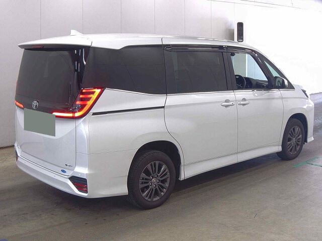 2026 Toyota Noah ハイブリッドS-Z 4WD auction photo 5