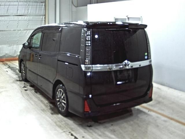 2014 Toyota Voxy ZS Dual Power Slider auction photo 2