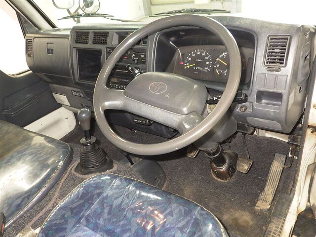 2001 Toyota Dyna 4WD auction photo 6