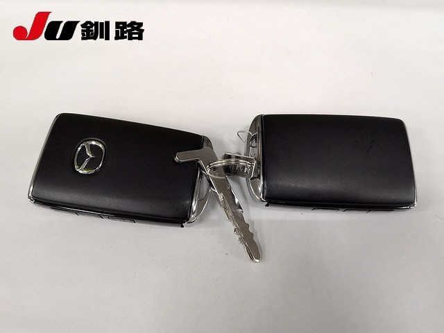 2024 Mazda CX-80 4WD XD L Package auction photo 6