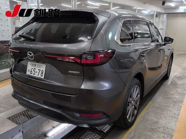 2024 Mazda CX-80 4WD XD L Package auction photo 9