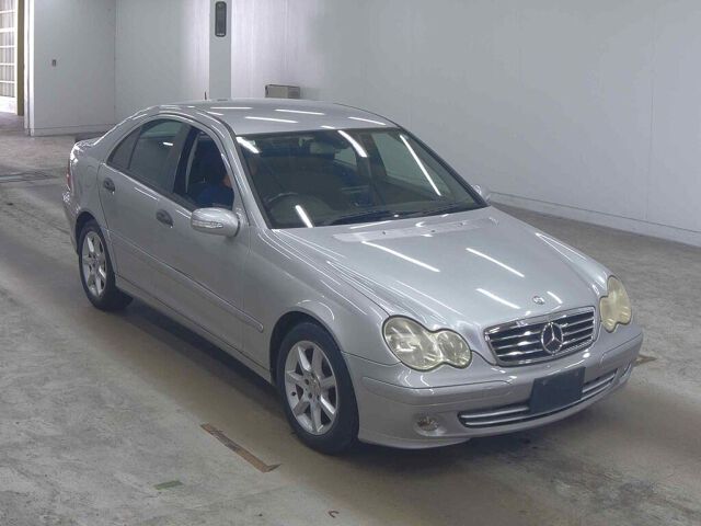 Japan Auction Vehicles 8 2005 Mercedes-Benz C-Class C180コンプレッサー auction photo