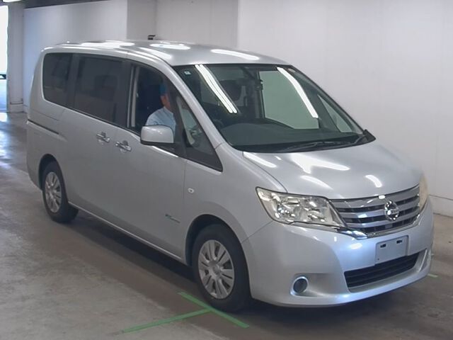 2013 Nissan Serena 20X Sハイブリッド Japan auction vehicle