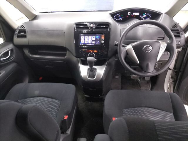 2013 Nissan Serena 20X Sハイブリッド auction photo 3