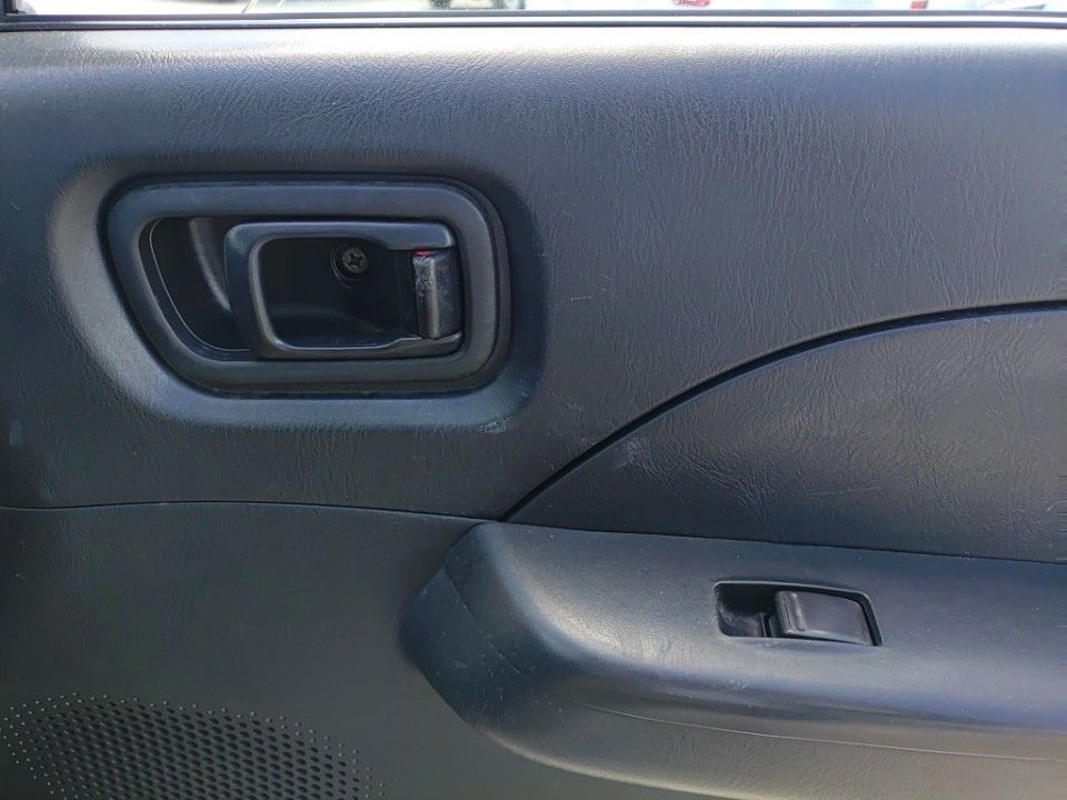 2011 Nissan Caravan auction photo 14
