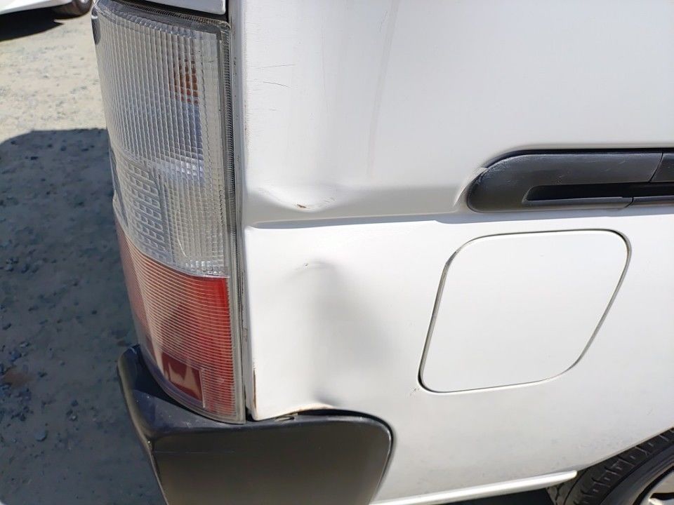 2011 Nissan Caravan auction photo 30