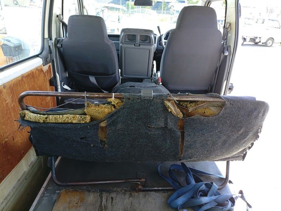 2011 Nissan Caravan auction photo 24