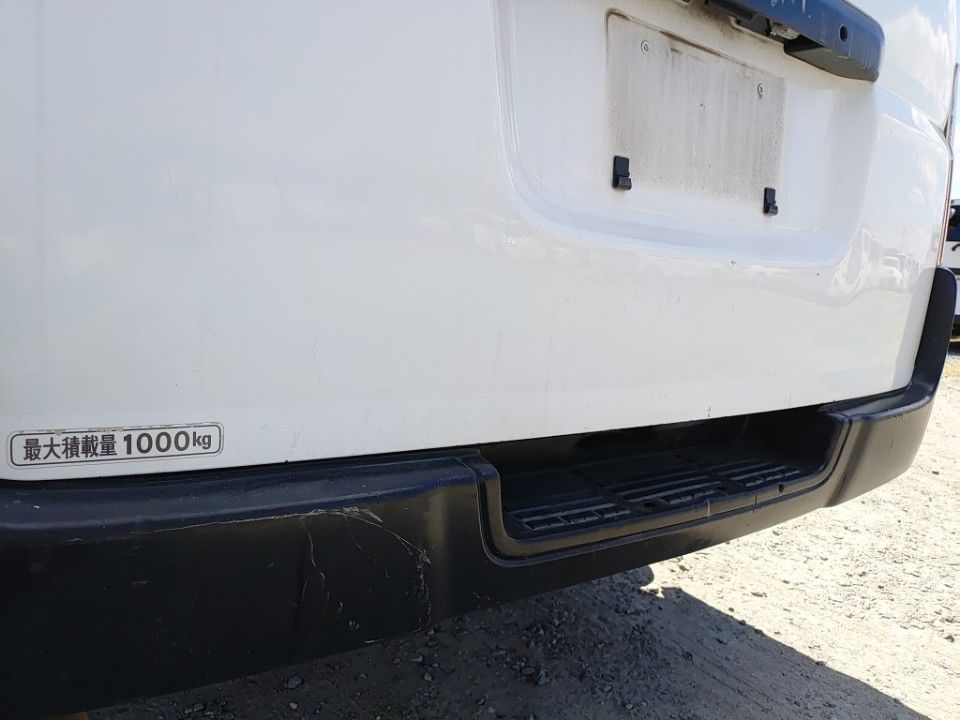 2011 Nissan Caravan auction photo 32