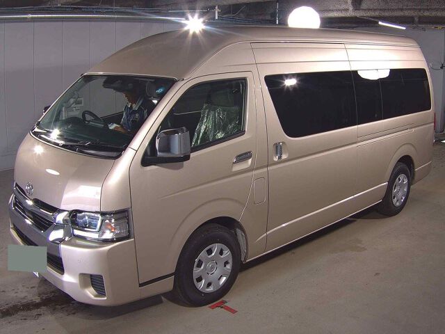 2026 Toyota Hiace Grand Cabin auction photo 4