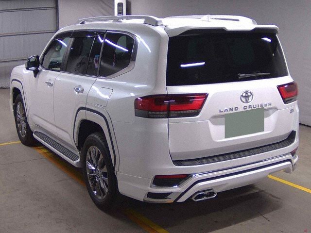2024 Toyota Land Cruiser ZX 4WD auction photo 2