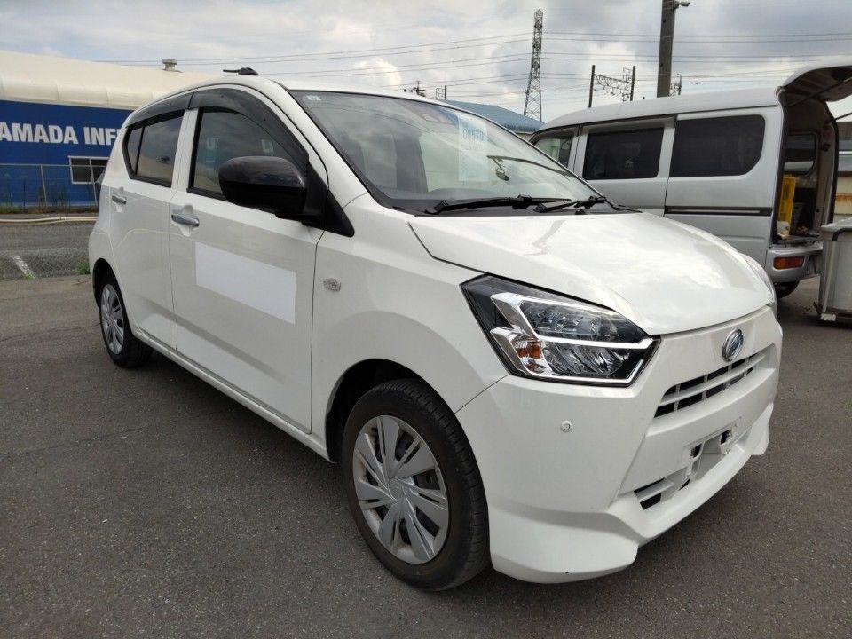 2021 Daihatsu Mira e:S auction photo 4