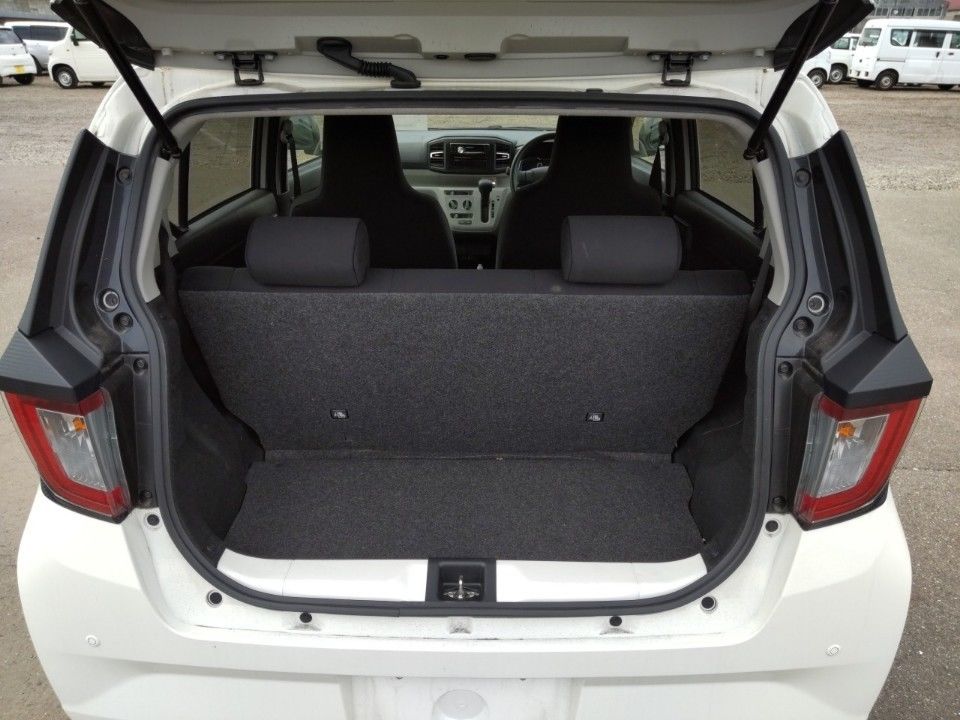 2021 Daihatsu Mira e:S auction photo 8
