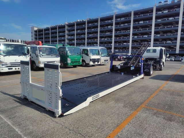 2025 Isuzu Elf Seksai auction photo 5