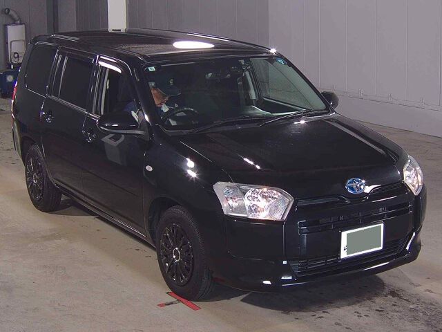 Japan Auction Vehicles 8 2021 Toyota Probox ハイブリッドF auction photo