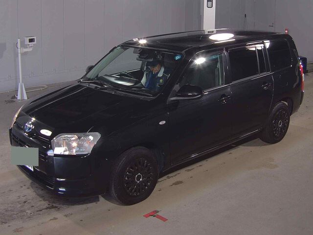 2021 Toyota Probox ハイブリッドF auction photo 4