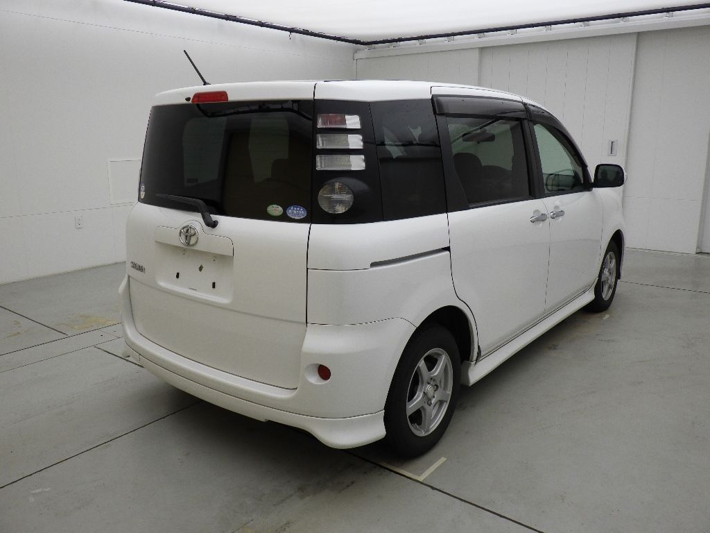 2010 Toyota Sienta X S Edition auction photo 2