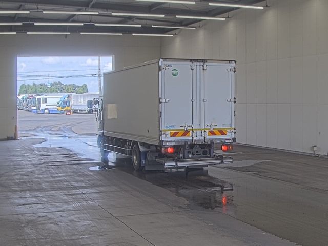 2015 Hino Ranger レイゾウレイトウ PG auction photo 2